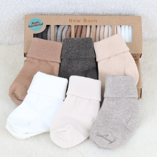 Babyli newborn baby socks 6-pack in taupe, grey and neutral tones in branded gift box